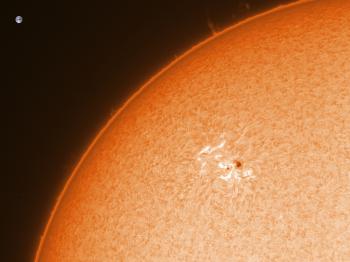 Detail of the sun as imaged on 10 May 2021 around 12:11 UTC in H-alpha.