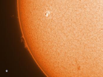 Detail of the sun as imaged on 10 May 2021 around 12:11 UTC in H-alpha.